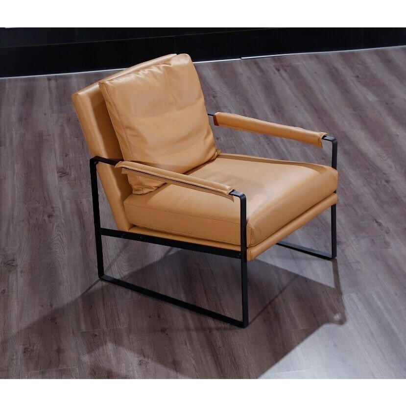 Grevin Lounge Chair
